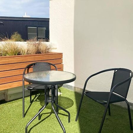 Cuba Street Rooftop Gem Wellington Exterior photo